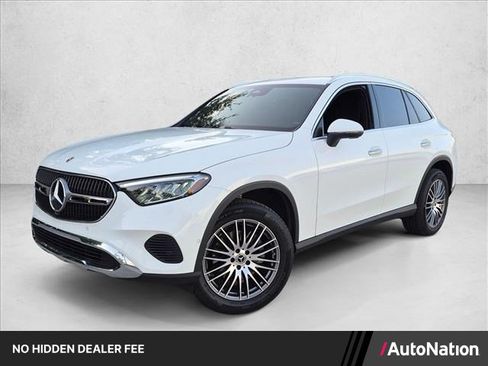 Used 2026 Mercedes-Benz GLC 300 image 1