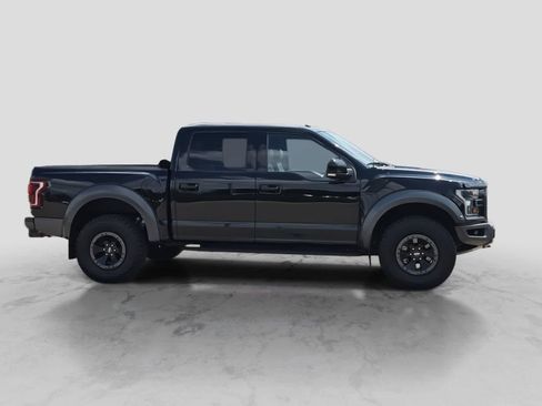 Used 2018 Ford F150 Raptor w/ Equipment Group 802A Luxury AWD/4WD image 9