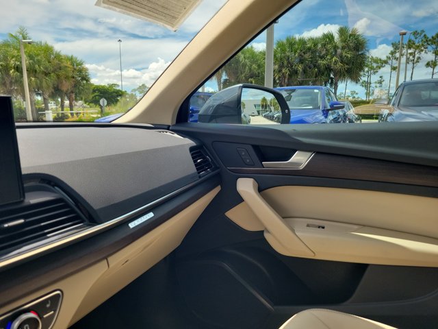 Certified 2022 Audi Q5 2.0T Premium AWD/4WD image 29
