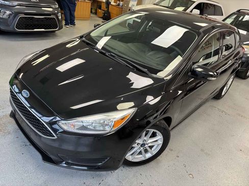 Used 2015 Ford Focus SE image 6