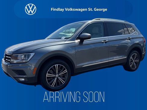 Used 2018 Volkswagen Tiguan SEL FWD image 1