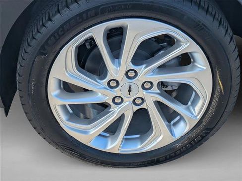 New 2027 Chevrolet Bolt LT FWD image 10