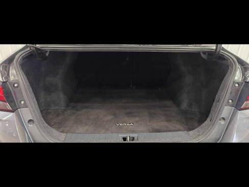 Used 2024 Nissan Versa SV FWD image 25