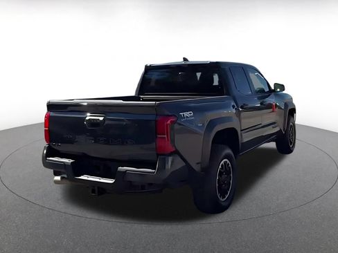Used 2025 Toyota Tacoma TRD Off-Road AWD/4WD image 14