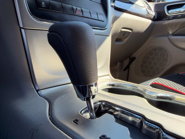 Used 2011 Jeep Grand Cherokee Laredo AWD/4WD image 20