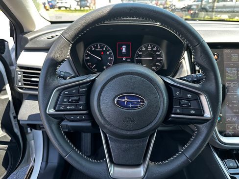 Certified 2025 Subaru Outback Premium AWD/4WD image 17
