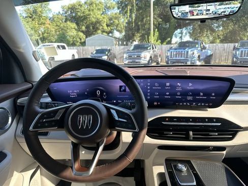 Used 2026 Buick Enclave Avenir w/ Super Cruise Package FWD image 12