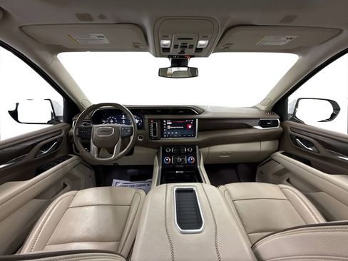 Used 2022 GMC Yukon Denali image 19