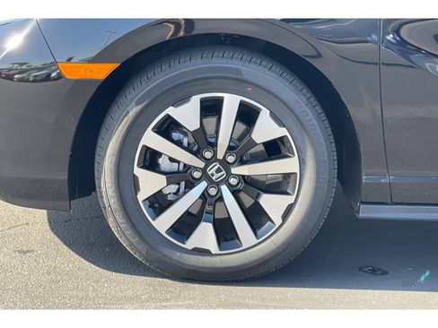 Certified 2026 Honda Odyssey EX-L image 10