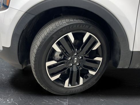 Used 2024 Kia Telluride SX Prestige AWD/4WD image 42
