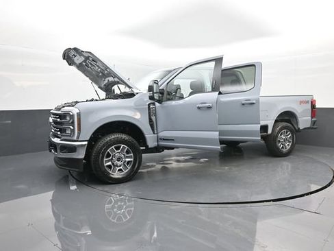 Used 2026 Ford F250 Lariat w/ FX4 Off-Road Package AWD/4WD image 33