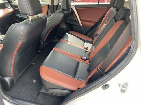 Used 2014 Toyota RAV4 Limited FWD image 22