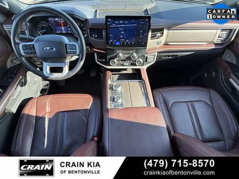 Used 2024 Ford Expedition Limited image 30