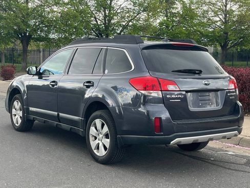 Used 2013 Subaru Outback 3.6R Limited image 3