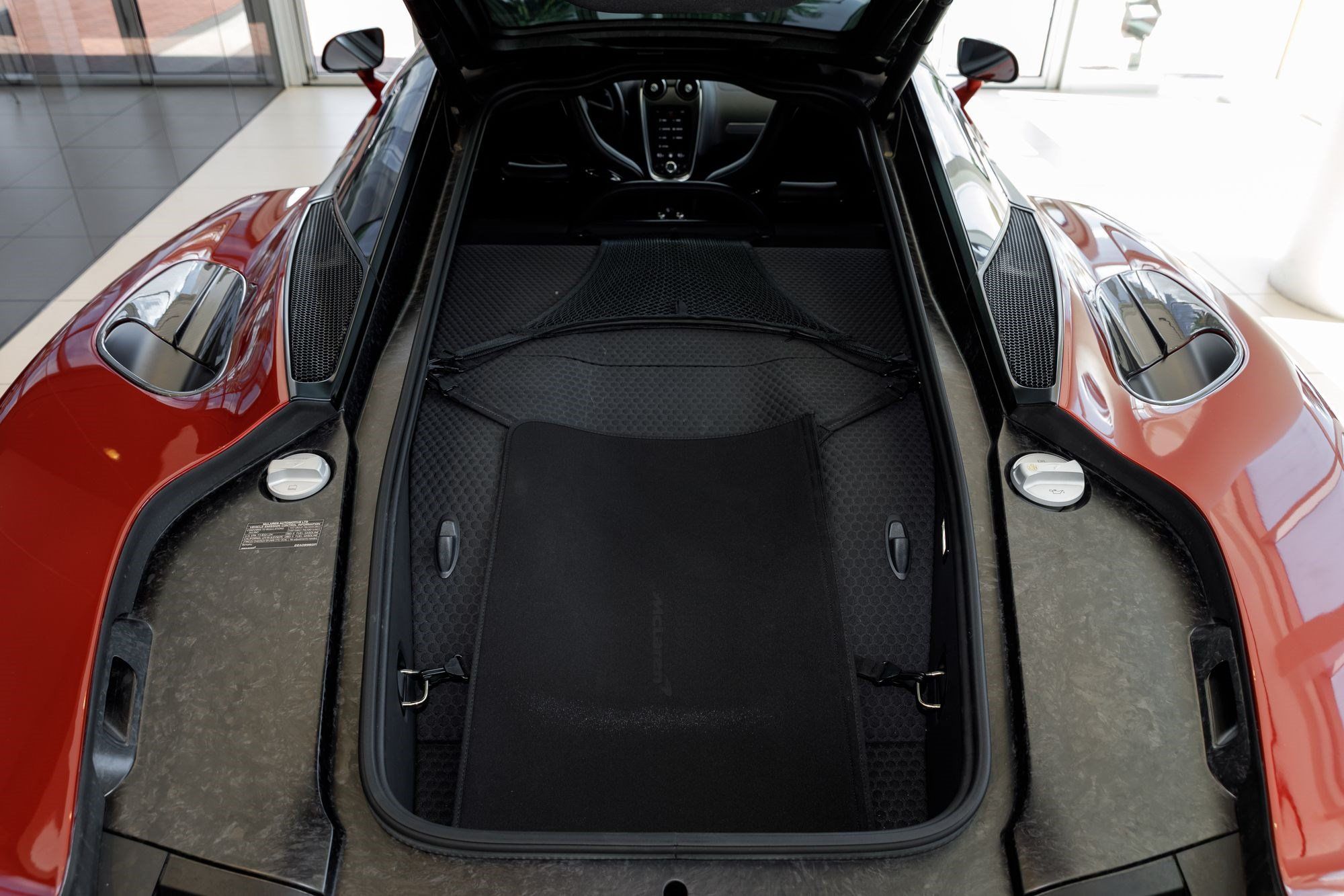 Used 2023 McLaren GT RWD image 35