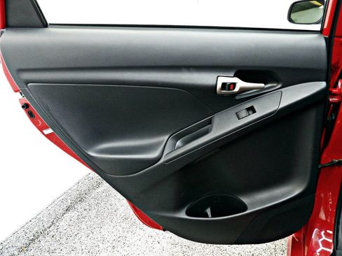 Used 2009 Toyota Matrix S image 9