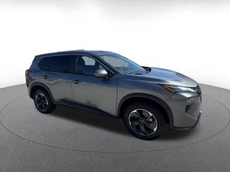 Used 2025 Nissan Rogue SV video 2
