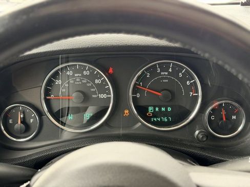 Used 2013 Jeep Wrangler Unlimited Sahara w/ Trailer Tow Group image 8