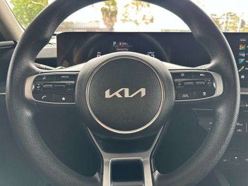 Certified 2025 Kia K5 LXS FWD image 29