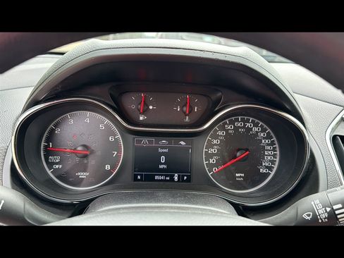 Used 2019 Chevrolet Cruze LT w/ LT True North Edition FWD image 14