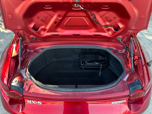 Used 2021 MAZDA MX-5 Miata RF Club image 21