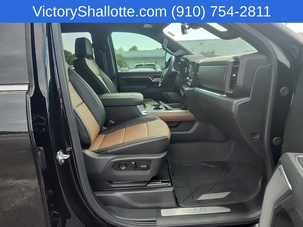 Used 2026 Chevrolet Silverado 2500 High Country w/ High Country Premium Package AWD/4WD image 44