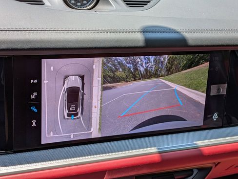 Certified 2026 Porsche Cayenne E-Hybrid Coupe AWD/4WD image 16