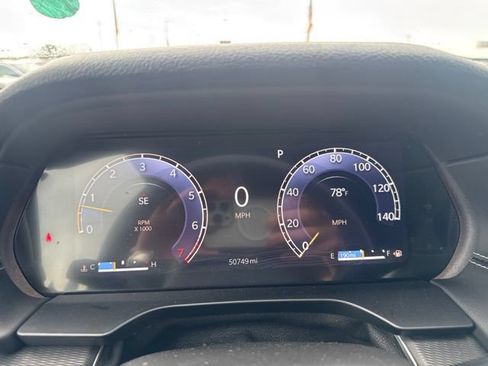 Used 2024 Jeep Grand Cherokee Altitude AWD/4WD image 19
