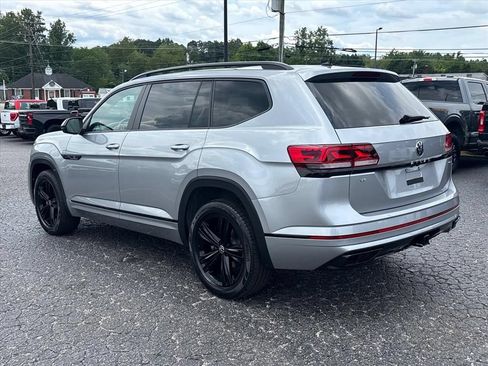 Used 2023 Volkswagen Atlas SEL R-Line AWD/4WD image 5