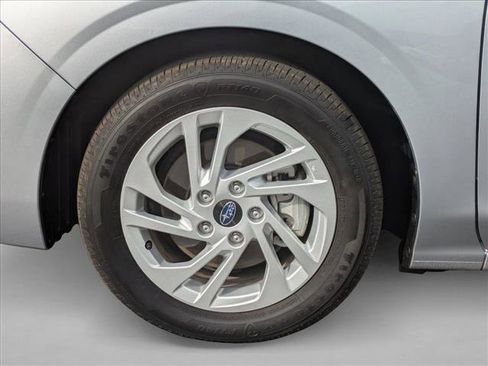 Certified 2025 Subaru Impreza 2.0i image 23