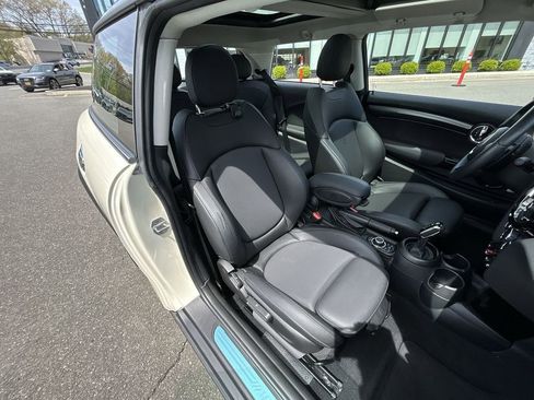 Used 2022 MINI Cooper S FWD image 25
