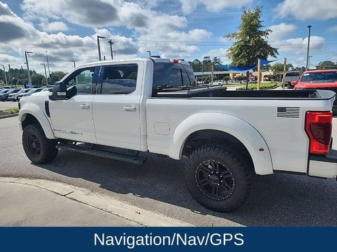 Used 2022 Ford F250 Lariat w/ Black Appearance Package AWD/4WD image 4