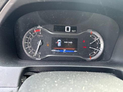 Used 2017 Honda Pilot Elite image 4