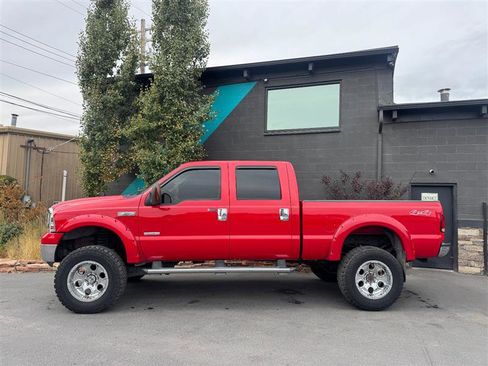 Used 2006 Ford F350 4x4 Crew Cab Super Duty image 2