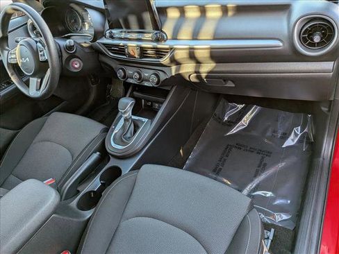 Used 2024 Kia Forte LXS image 20