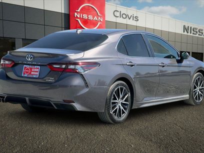 Used 2022 Toyota Camry SE w/ Cold Weather Package