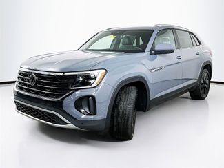 New 2025 Volkswagen Atlas Cross Sport SE video 2