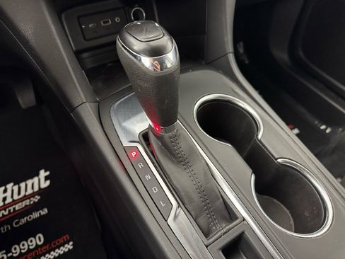 Used 2021 Chevrolet Equinox LT image 21