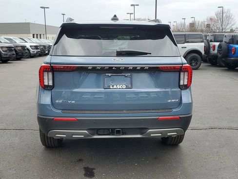 New 2026 Ford Explorer Active image 5