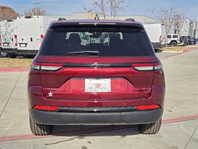 New 2025 Jeep Grand Cherokee Limited w/ Black Appearance Package