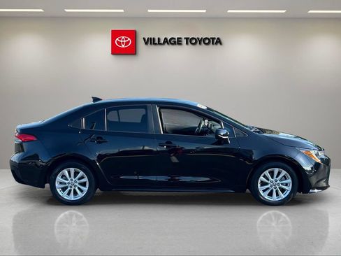 Certified 2024 Toyota Corolla LE w/ LE Convenience Package FWD image 6