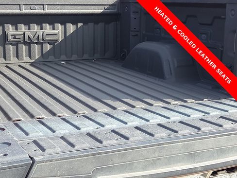 Used 2024 GMC Sierra 1500 SLT w/ SLT Premium Plus Package image 9