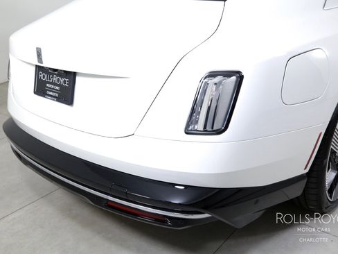New 2025 Rolls-Royce Spectre w/ Spectre Enhancement Package image 39