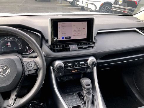 Used 2024 Toyota RAV4 LE image 6