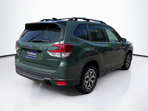 Certified 2024 Subaru Forester Premium AWD/4WD image 9