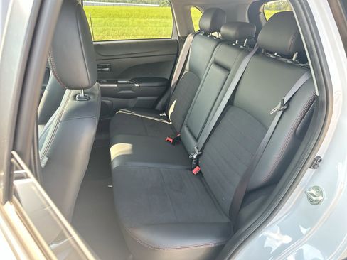 Used 2024 Mitsubishi Outlander Sport SE image 21