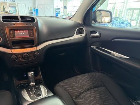 Used 2017 Dodge Journey SE FWD image 22