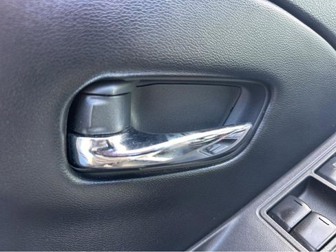 Used 2025 Nissan Frontier Pro-X w/ Pro Premium Package image 35