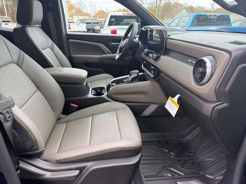 New 2026 Chevrolet Colorado ZR2 w/ Technology Package image 26