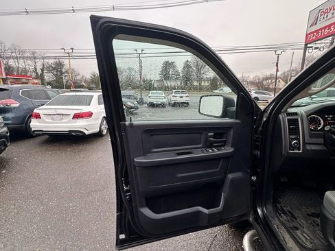 Used 2015 RAM 1500 Express image 9